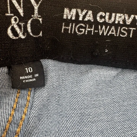 New York & Company Blue Distressed Skinny Jeans - Picture 4 of 4